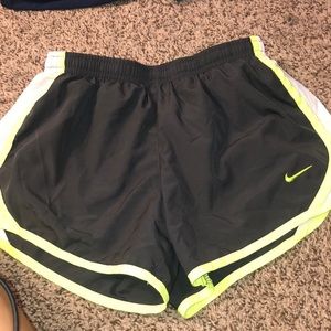 Girls nike shorts
